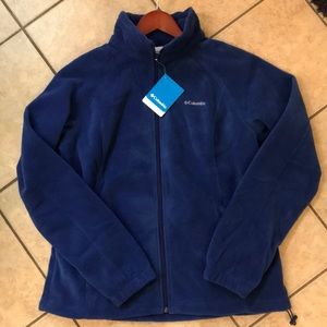 NWT Women’s Columbia fleece jacket